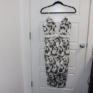 Bardot Size 6 Black And White Lace Embroidered Midi Dress Spaghetti Strap V Neck